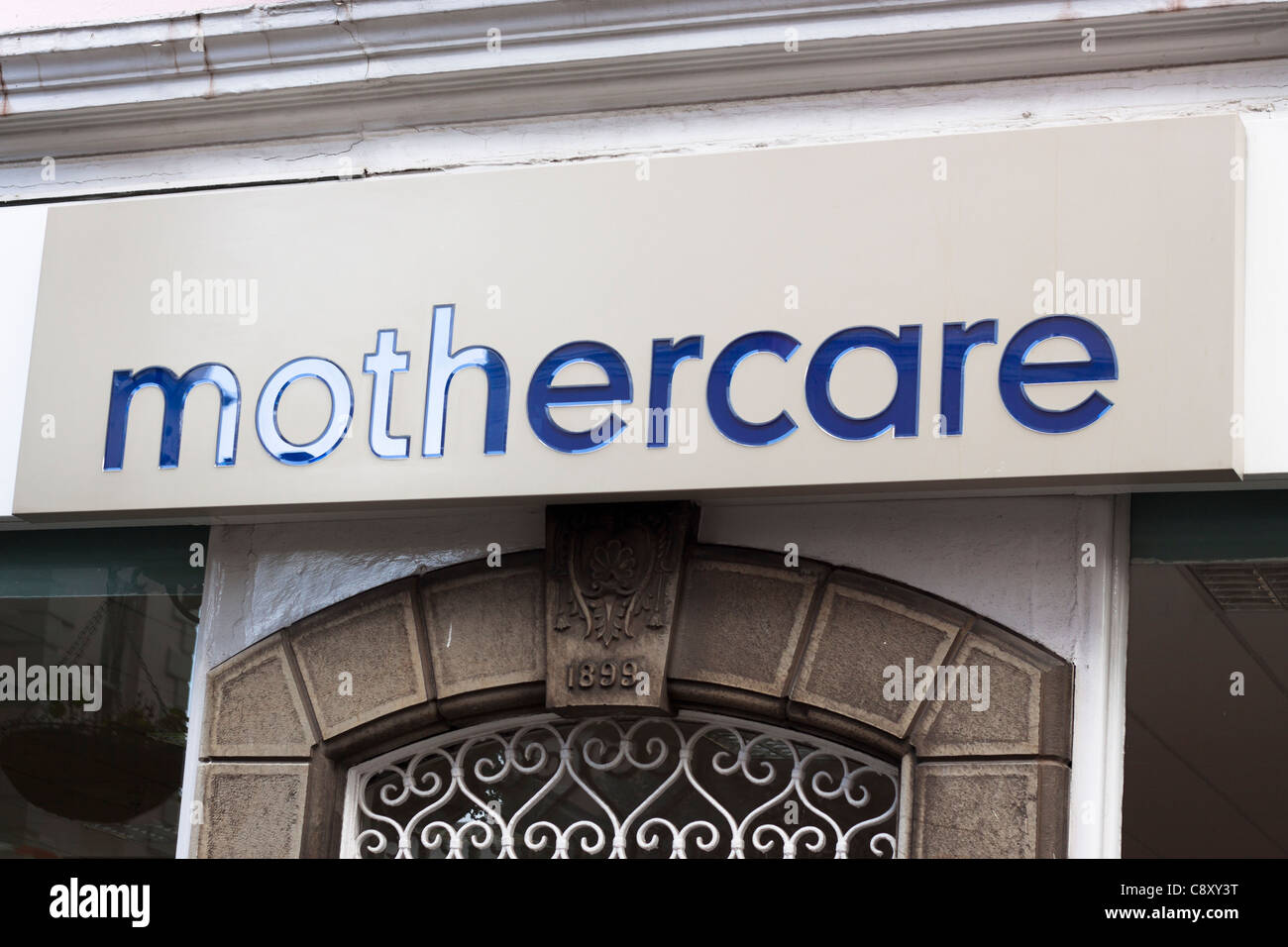 Mothercare signe, rue principale à Gibraltar. Banque D'Images