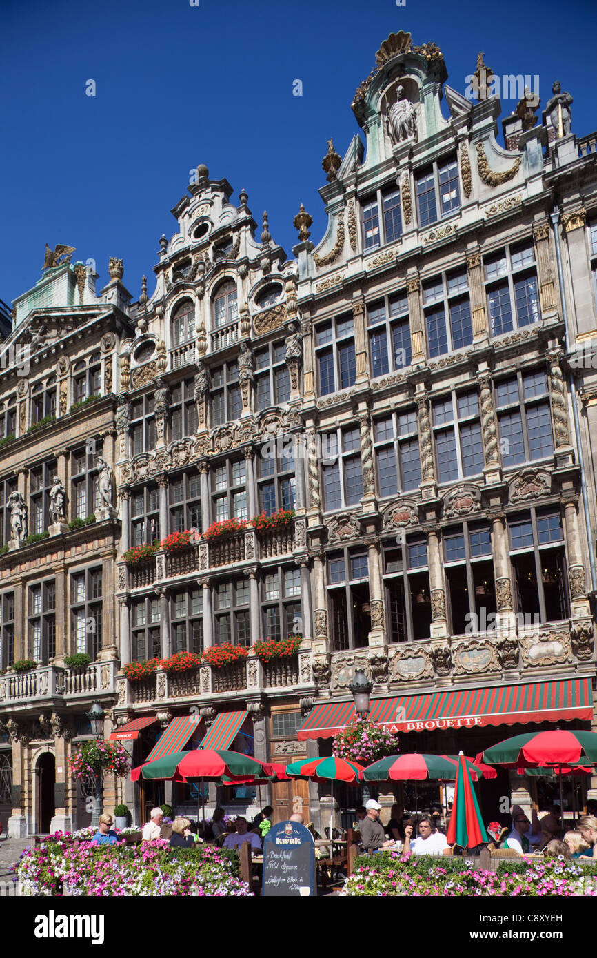 Belgique, Bruxelles, Grand Place, Cafés Banque D'Images