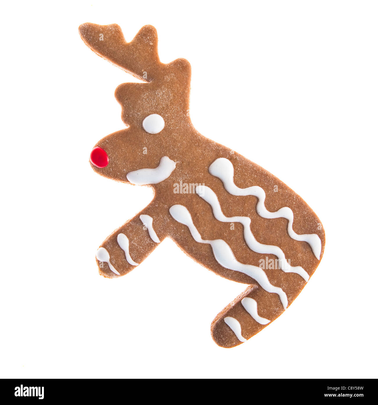 Gingerbread cookies faits maison de Noël avec une forme d'un renne isolated on white Banque D'Images