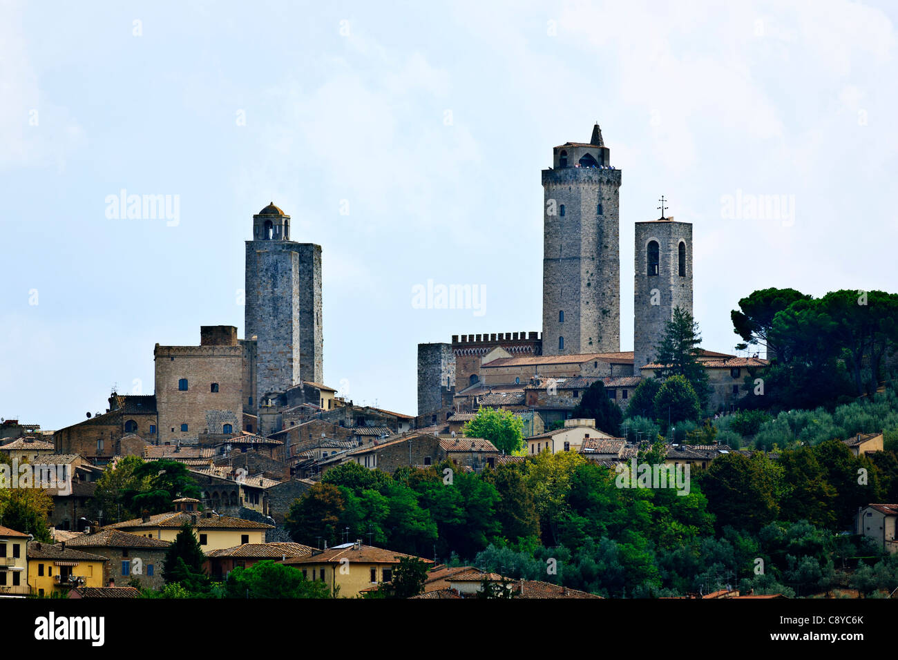 Colline de la ville médiévale de San Gimignano Toscane Italie Banque D'Images