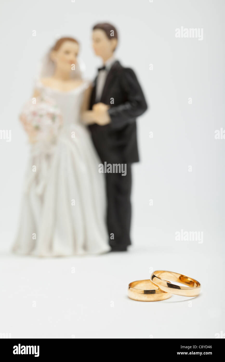 Figurines de mariage et de mariage, studio shot Banque D'Images