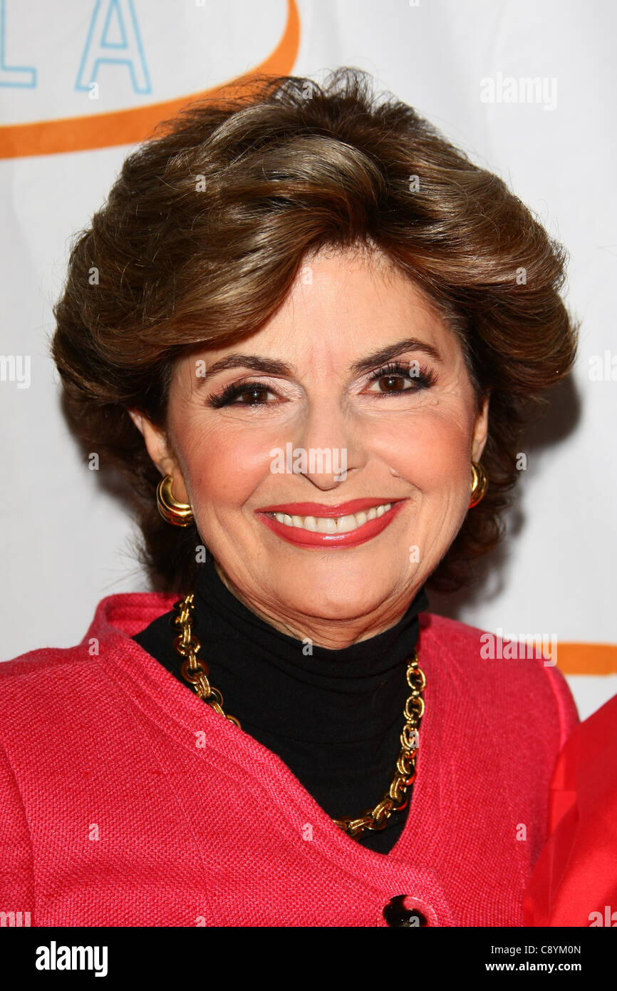 GLORIA ALLRED LUPUS LA 9E ÉDITION DU HOLLYWOOD BAG LADIES LUNCHEON BEVERLY HILLS LOS ANGELES CALIFORNIA USA 04 novembre 2011 Banque D'Images