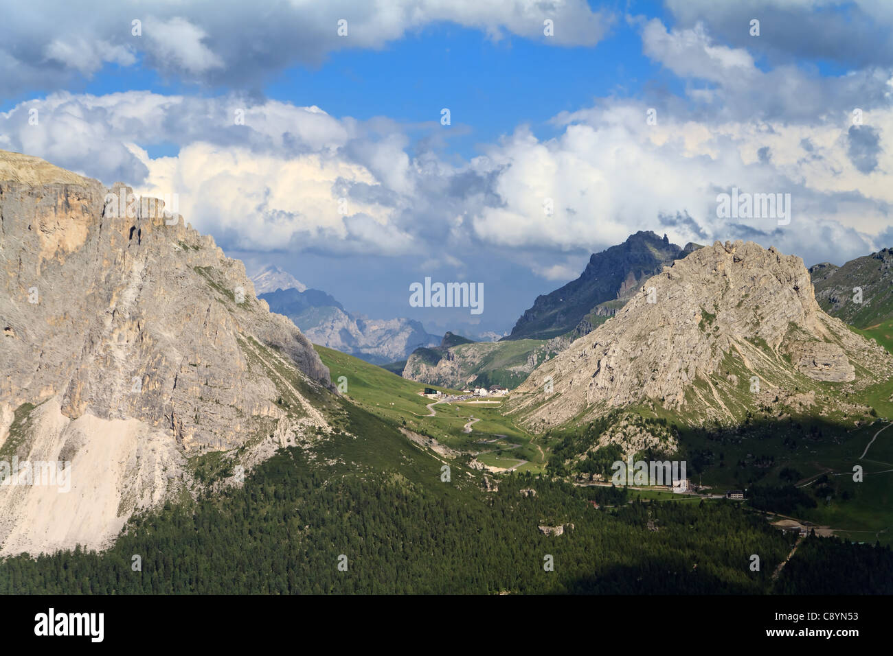 Vue aérienne de Pordoi pass, Trentino Italie Banque D'Images