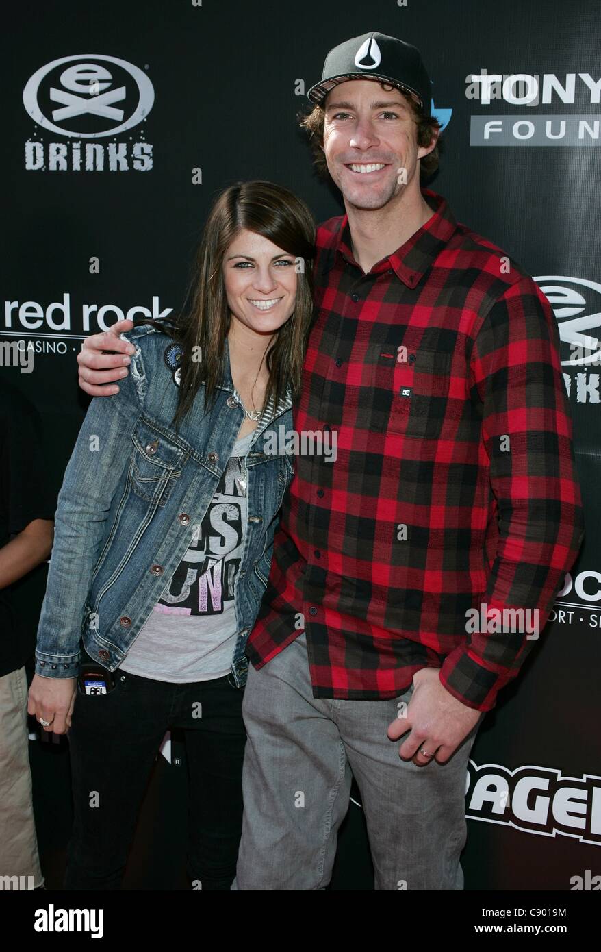 Lyn z adams hawkins travis pastrana Banque de photographies et d’images - Who Is Travis Pastrana’s Wife? Meet Lyn-Z Adams Hawkins, Pro Skater And Partner In Life