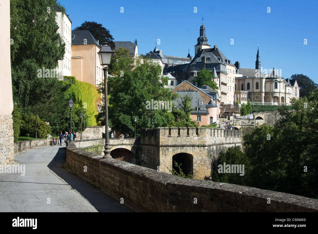 Chemin De La Corniche Chemin de la Corniche Luxembourg Photo Stock - Alamy