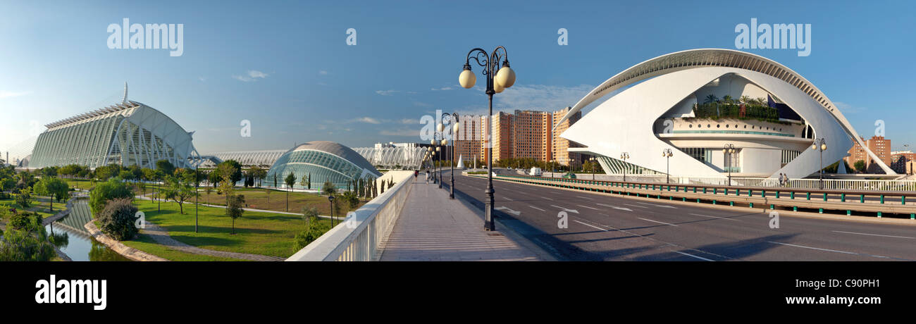 Panorama de la Cuidad de las Artes y las Ciencias, Cité des Arts et des Sciences, Santiago Calatrava (architecte), Valencia, Espagne Banque D'Images