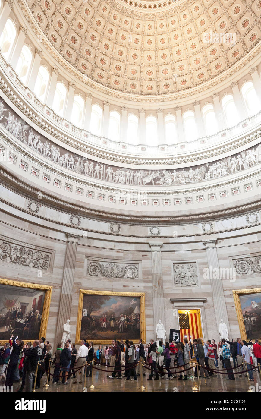 L'intérieur du Capitol, Dome, touristes, centre et symbole de puissance, de Washington, District de Columbia, États-Unis d'Amérique, USA Banque D'Images