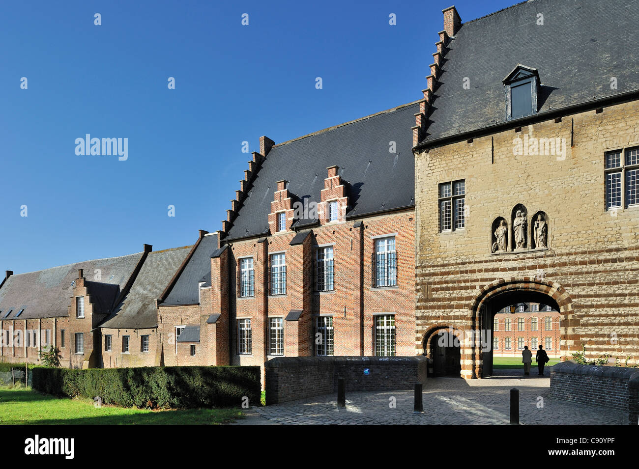 Porte d'entrée de l'abbaye de Tongerlo, un couvent en Belgique Banque D'Images