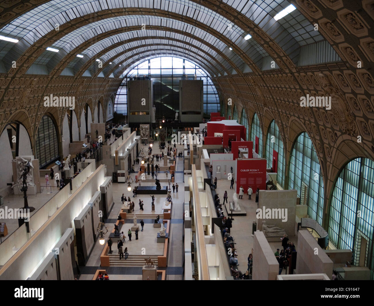 Le Musée d'Orsay est l'ancienne gare d'Orsay construite en 1900 et d'un terminus classique convertie en un grand musée national d'art Banque D'Images