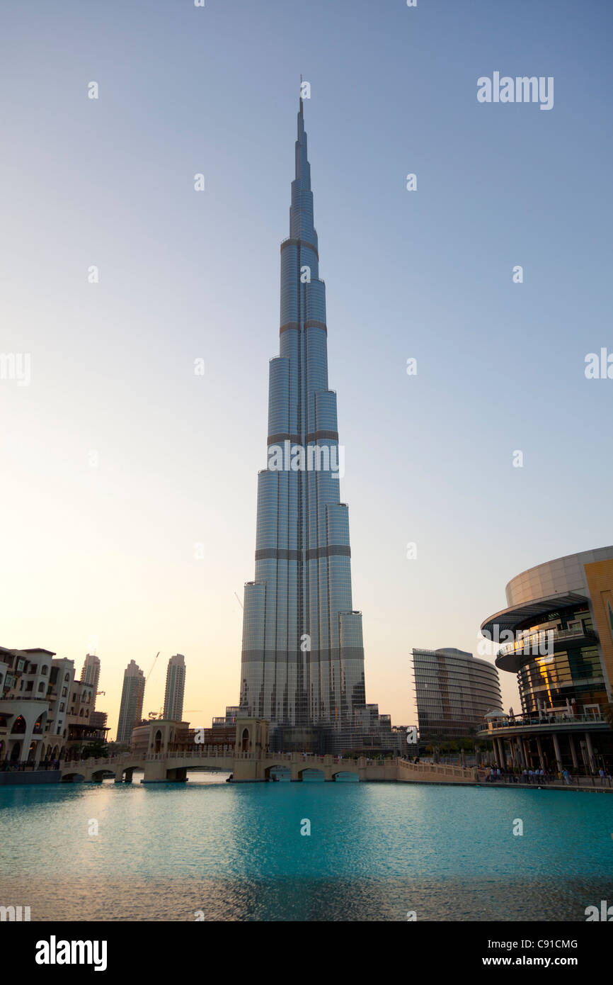 Dubaï Burj Khalifa à Dubaï au coucher du soleil Banque D'Images