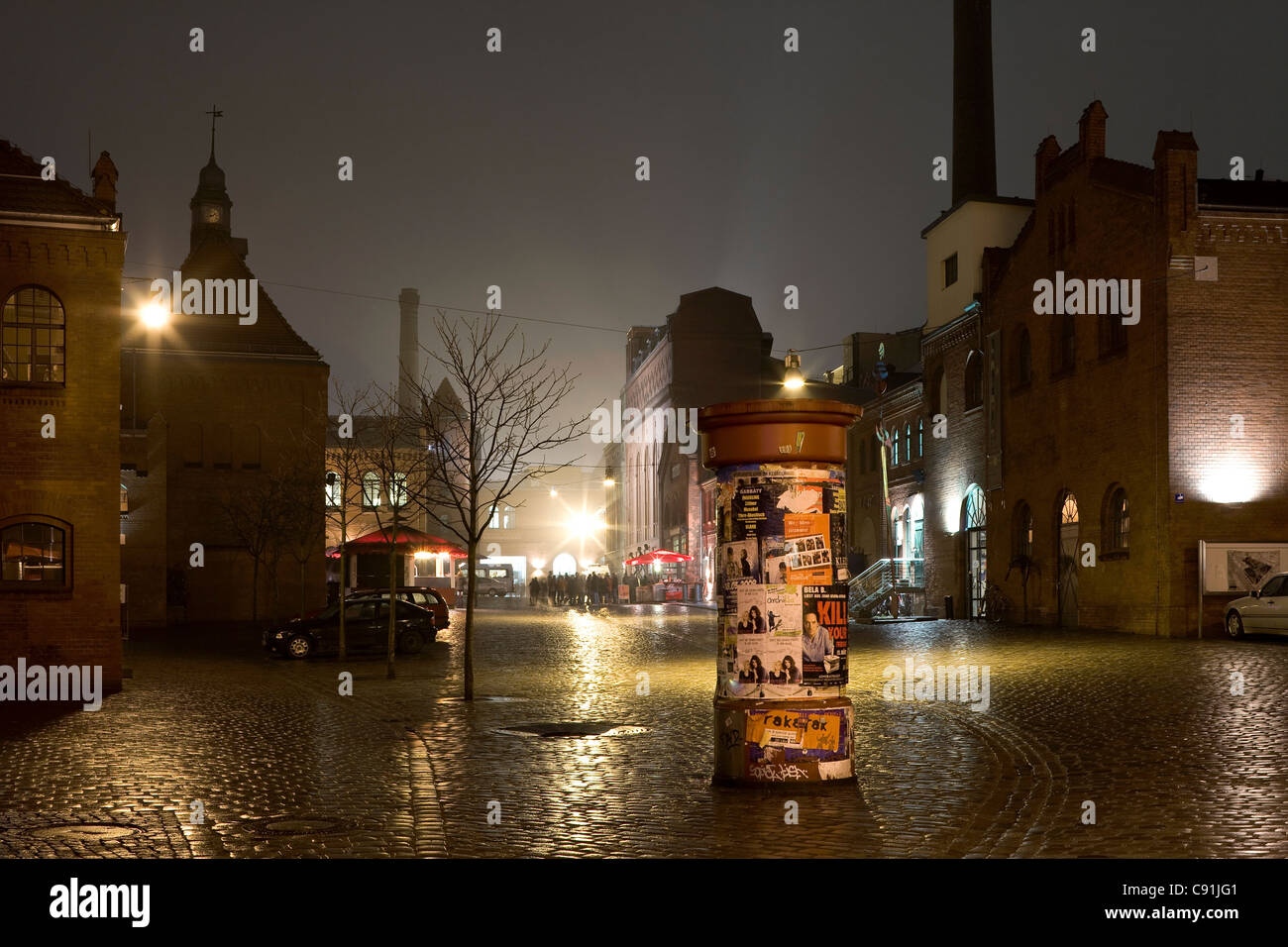 La Kulturbrauerei historique abrite aujourd'hui les cinémas et théâtres discotheks Schoenhauser Allee Prenzlauer Berg Berlin Allemagne Europ Banque D'Images