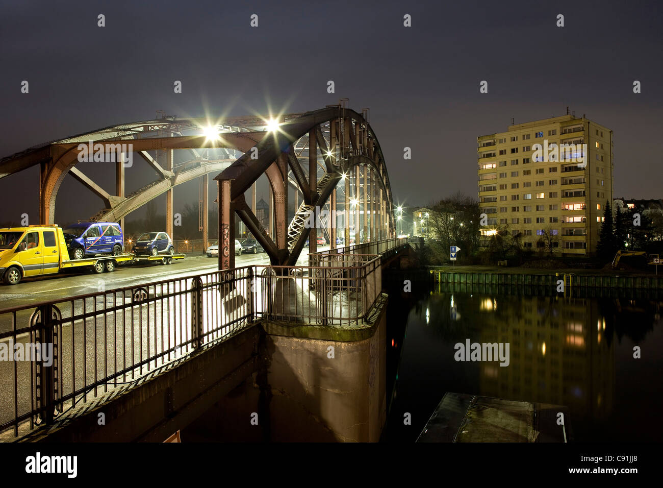 Schulenburg bridge at night, Berlin-Spandau, Berlin, Germany, Europe Banque D'Images