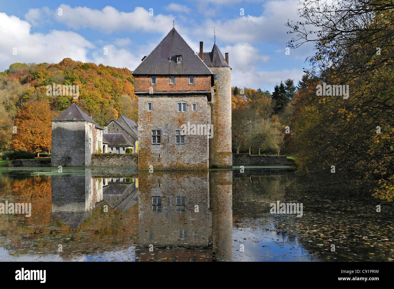 13e siècle château de Carondelet à Crupet dans les Ardennes Belges, Namur, Wallonie, Belgique Banque D'Images