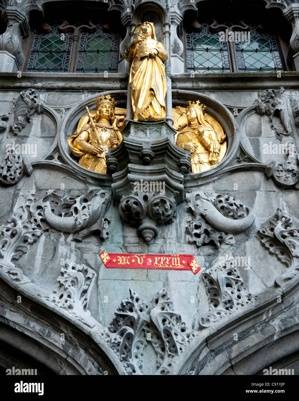 La basilique du Saint-sang Bruges abrite une relique vénérée de Christ a dit être son soi-disant sang recueillies par Joseph de Banque D'Images