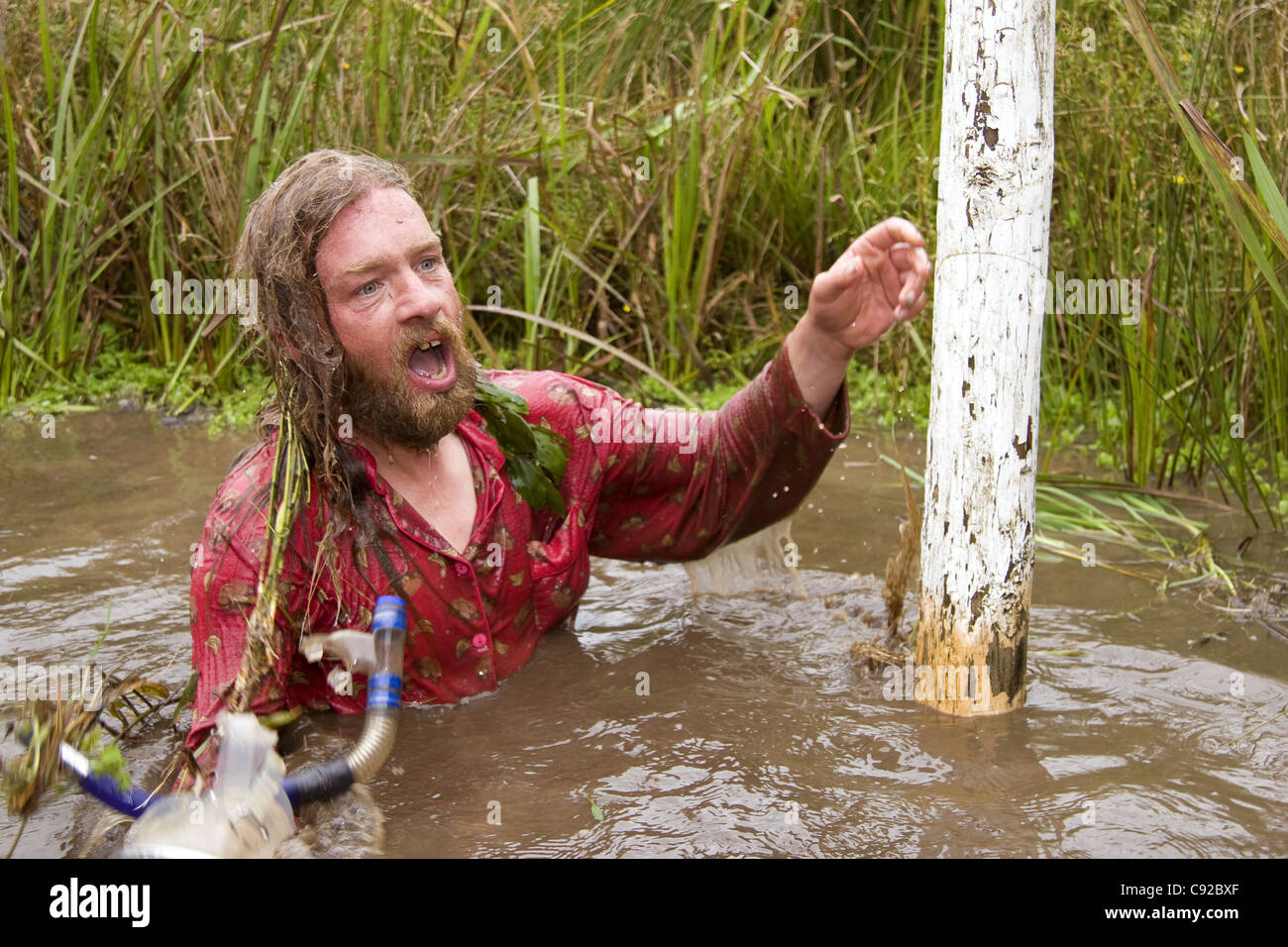 L'Assemblée mondiale de Bog Snorkelling Championships tenue à une tourbière à la périphérie de Llanwrtyd Wells, Powys, Wales Banque D'Images