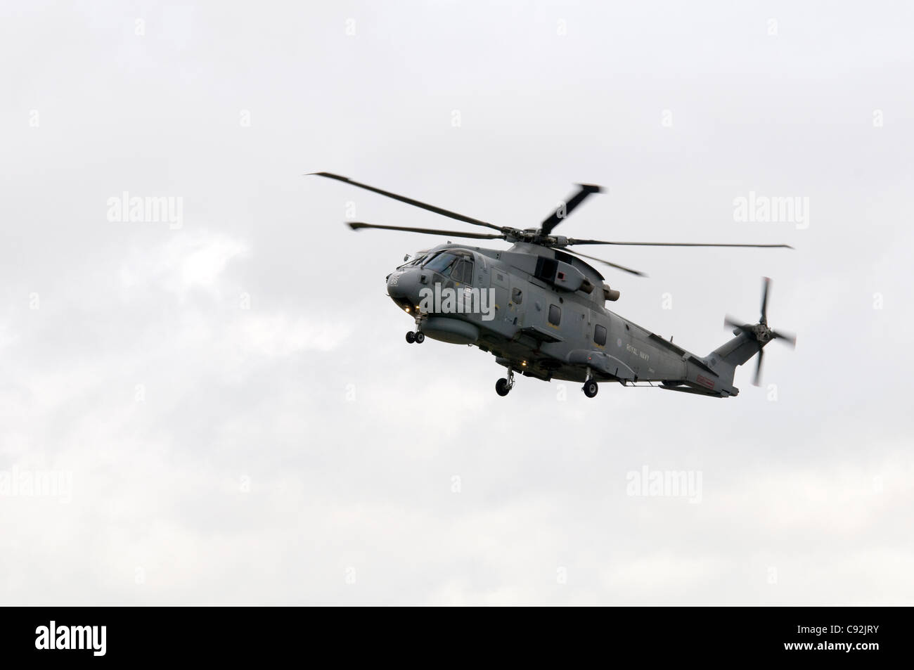 Agusta Westland Merlin d'hélicoptère MH 1 824 Naval Air Squadron de RNAS Culdrose à Royal International Air Tattoo. Air Banque D'Images