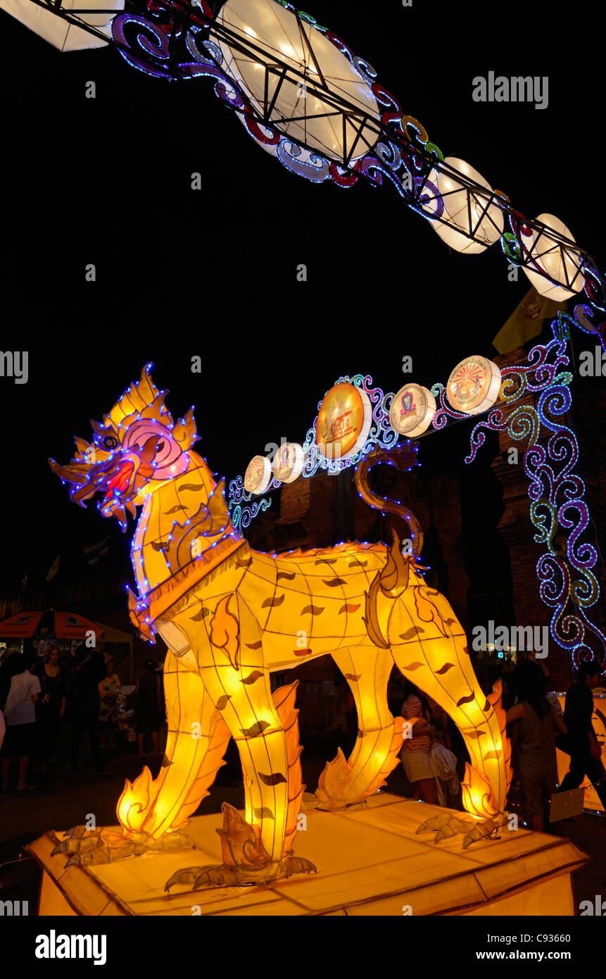 Un lion mythique figure de Loi Krathong festival, Chiang Mai, Thaïlande Banque D'Images