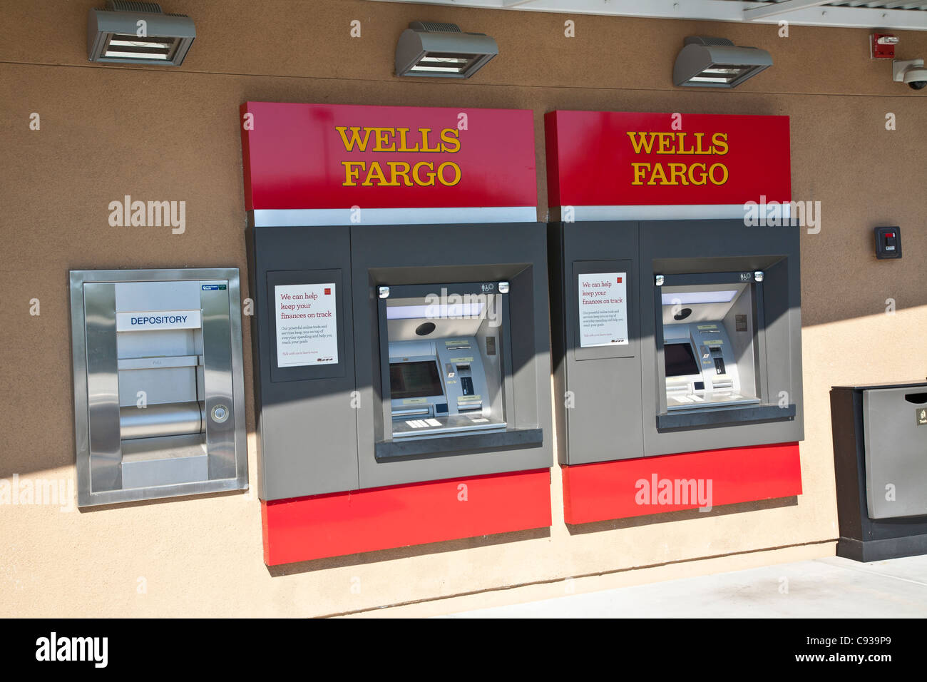 Des distributeurs automatiques de Wells Fargo Banque D'Images
