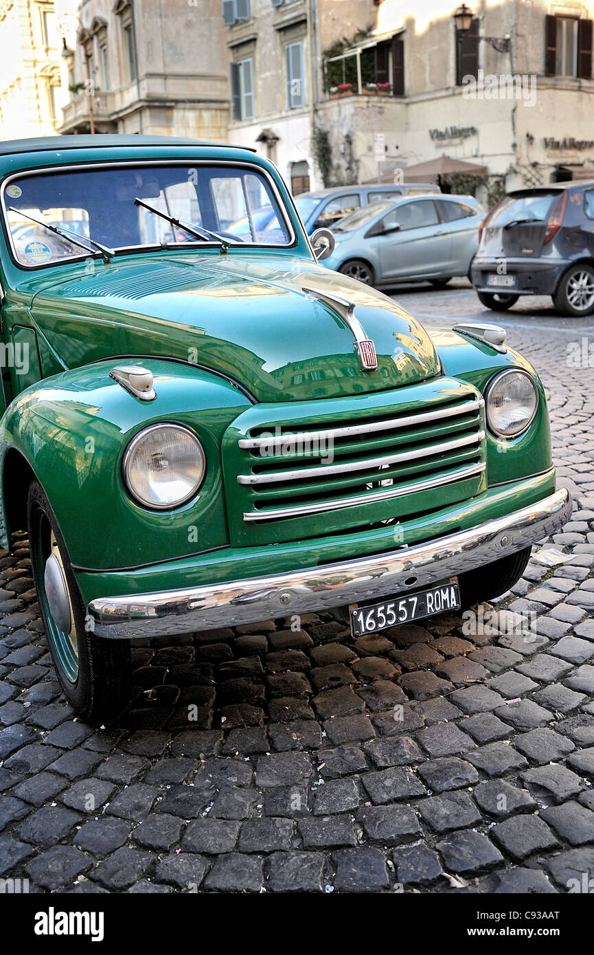Fiat 500 Topolino, Roma, Italie. Banque D'Images