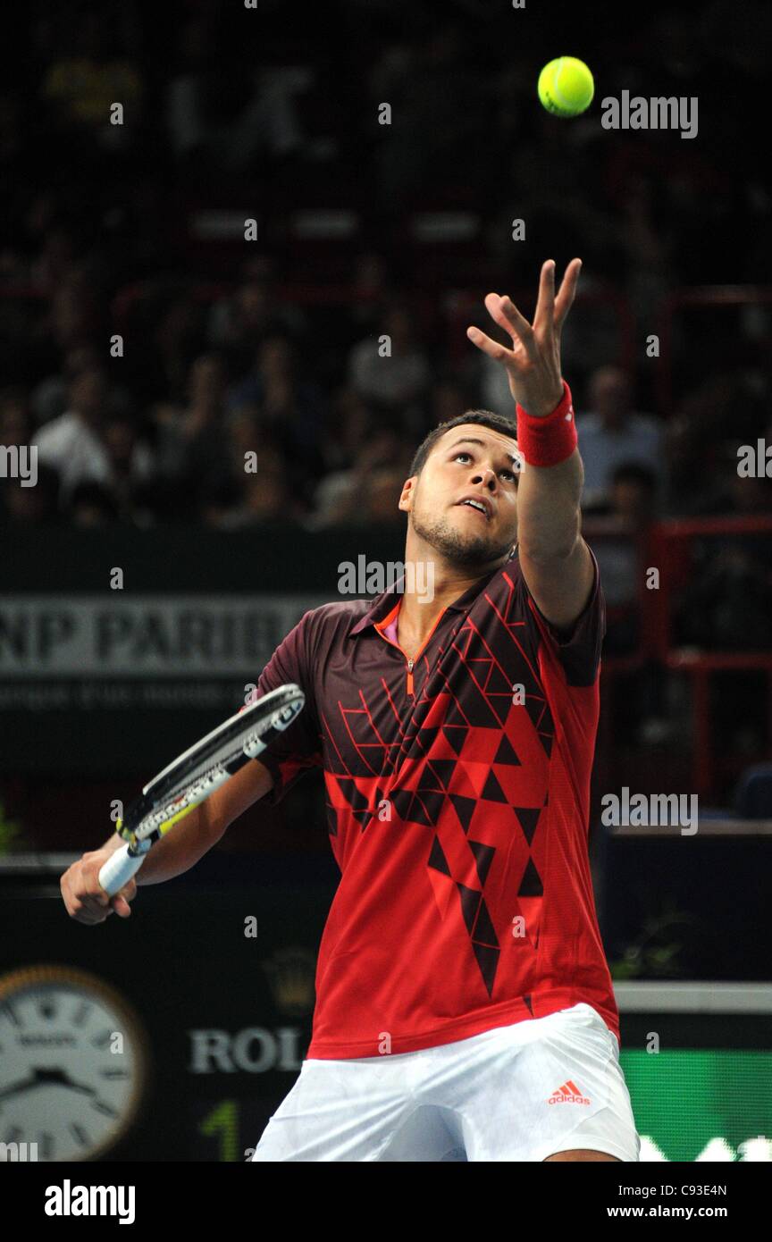 10.11.2011. Paris, France. Jo Wilfried Tsonga FRA tennis BNP Paribas Masters Open de Paris Bercy Banque D'Images