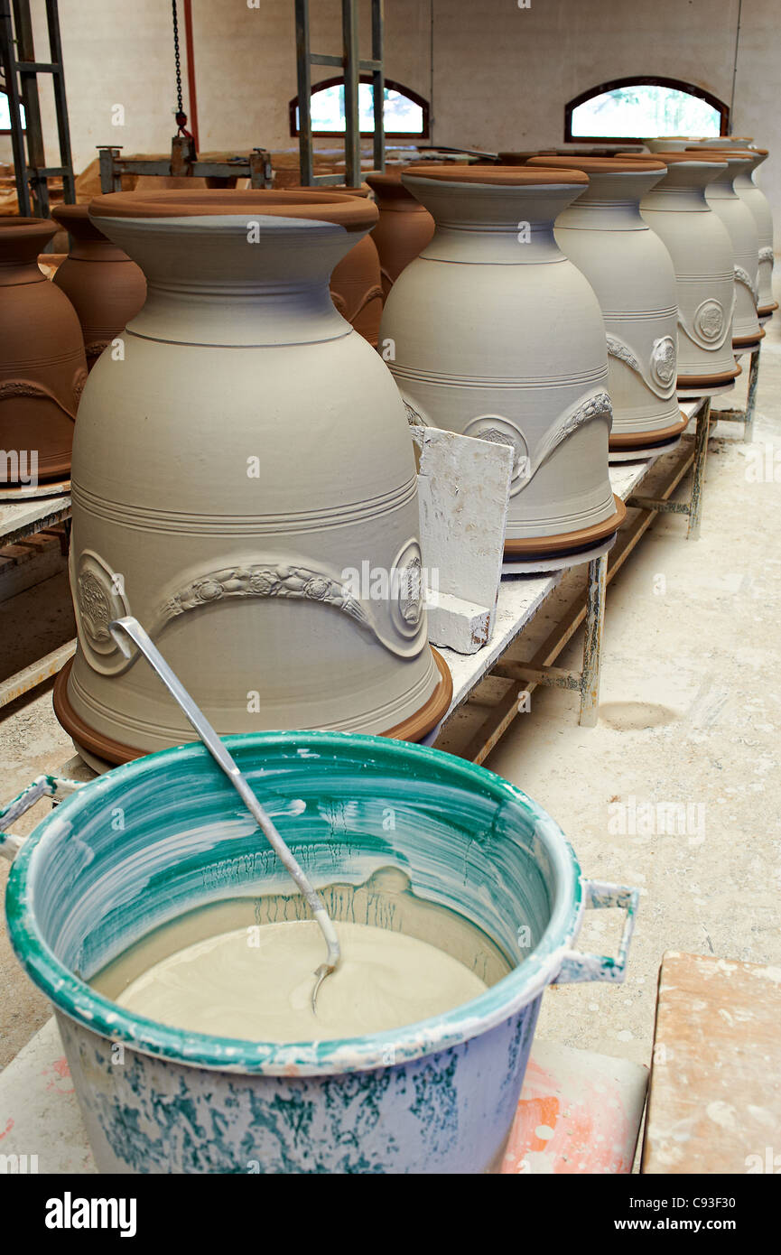 Vase d'Anduze, de l'artisanat en France. Banque D'Images
