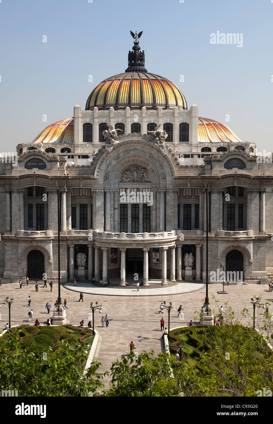 Palacio de Bellas Artes ou le Palais des Beaux-arts de la ville de Mexico Banque D'Images