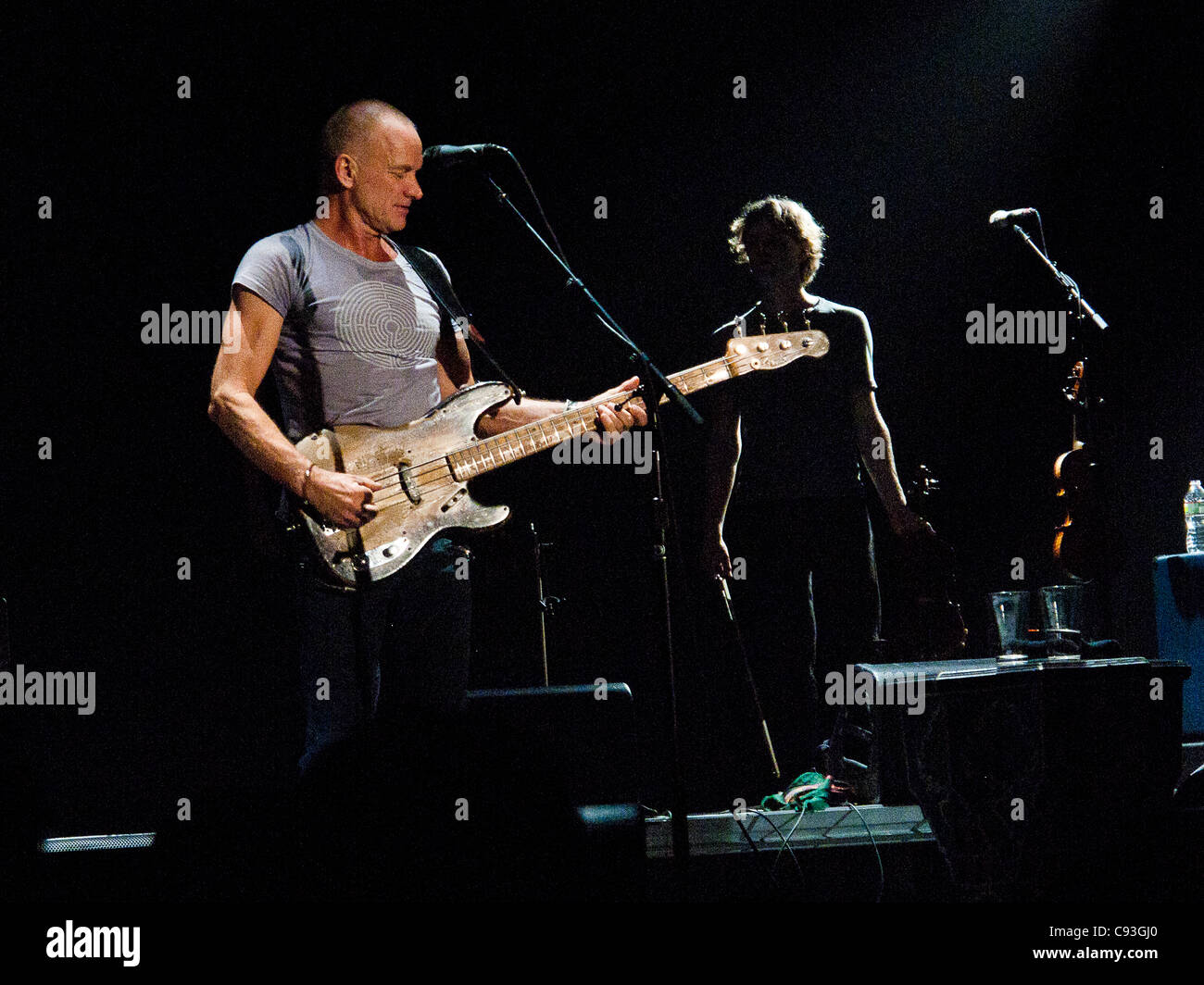 Sting en concert, à New York, théâtre du Roseland 11-8-11. Photographie par Tom Zuback Banque D'Images