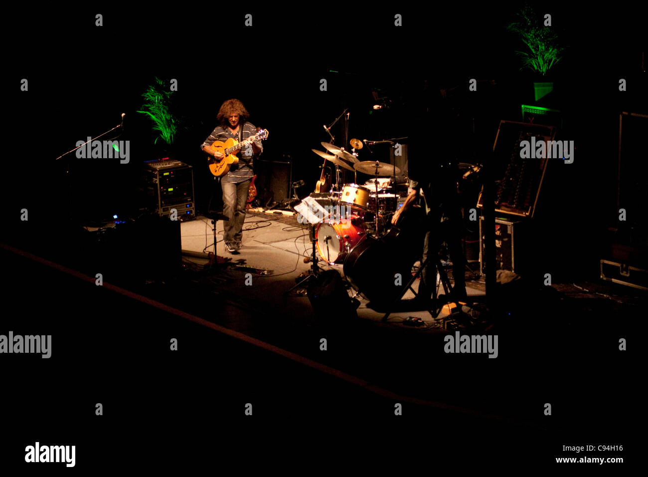 Pat Metheny et son trio @ Bologna Bologne Europauditorium pour le Festival de Jazz Banque D'Images