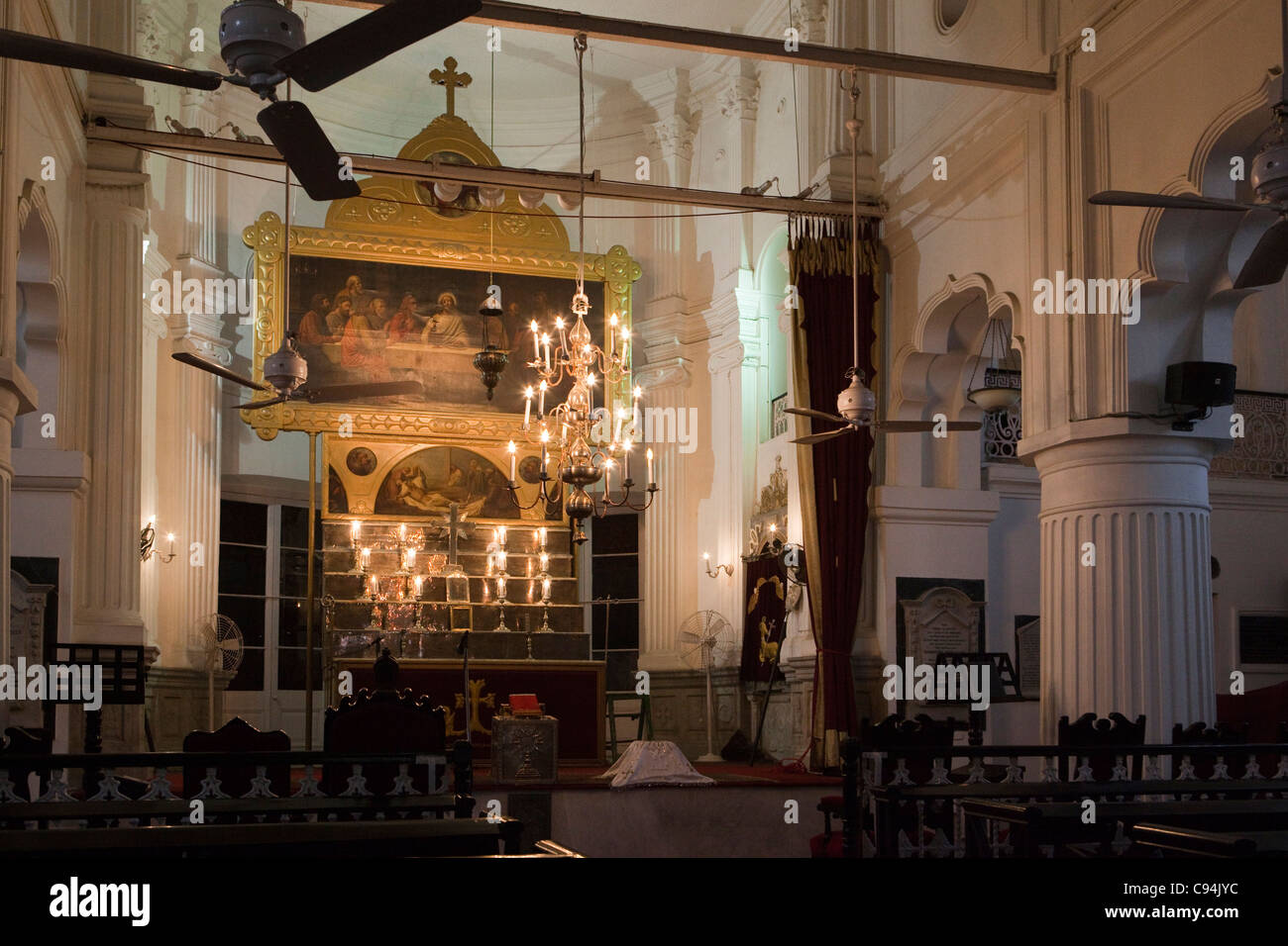 L'Inde, le Bengale occidental, Calcutta, Barabazaar, Église arménienne, son plus vieux lieu de culte chrétien, de l'intérieur Banque D'Images