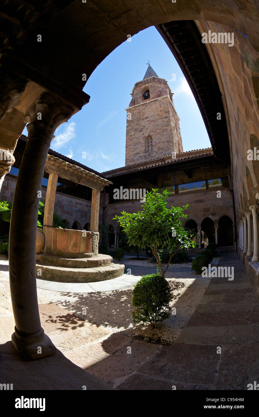 Cloître du 13e siècle, la cathédrale de Saint Leonce de Frejus, Var, Provence Côte d'Azur, France Banque D'Images