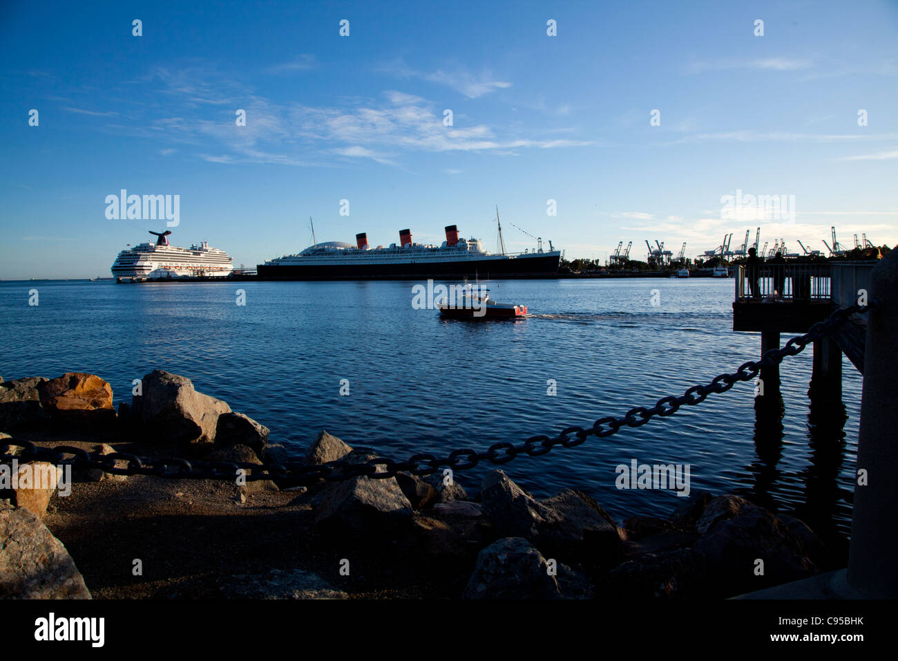Le port de Long Beach le Queen Mary Banque D'Images