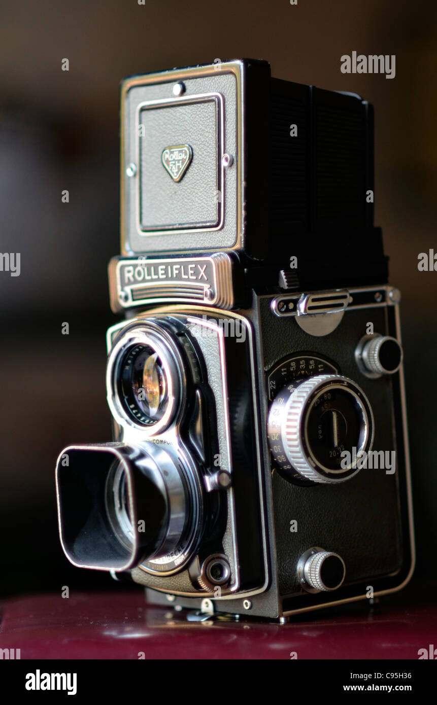 Objectif Rolleiflex Rolleiflex twin lens reflex Banque de photographies et d’images à haute ...