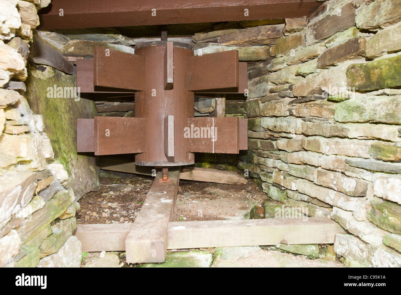 Cliquez Sur Lun Ancien Moulin à Eau Moulin Pour Moudre Le
