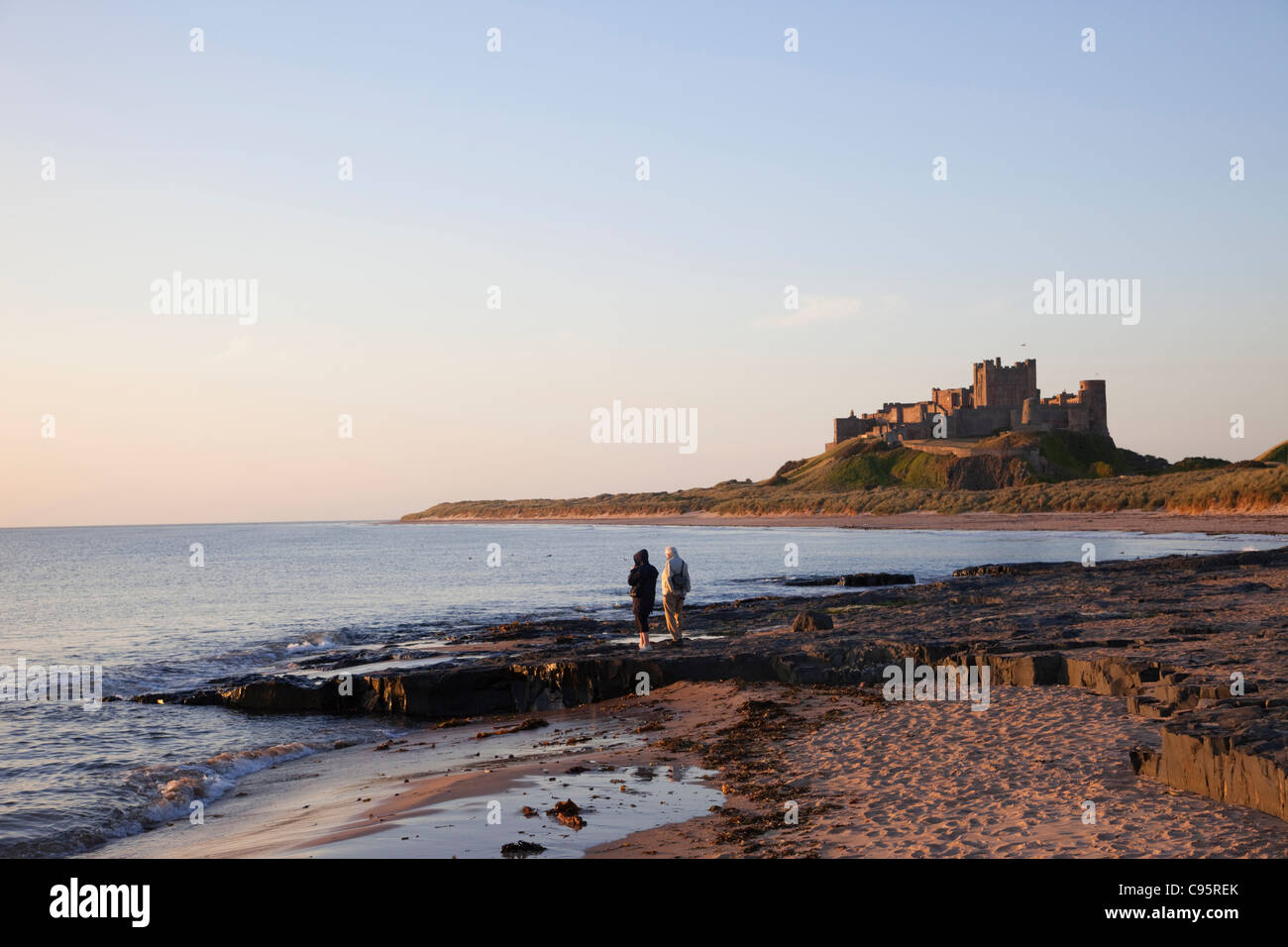 En Angleterre, Northumberland, Bamburgh, Bamburgh Castle Banque D'Images