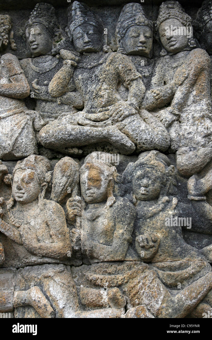 Sculpture Bas-relief en pierre, Temple de Borobudur, à Java Banque D'Images