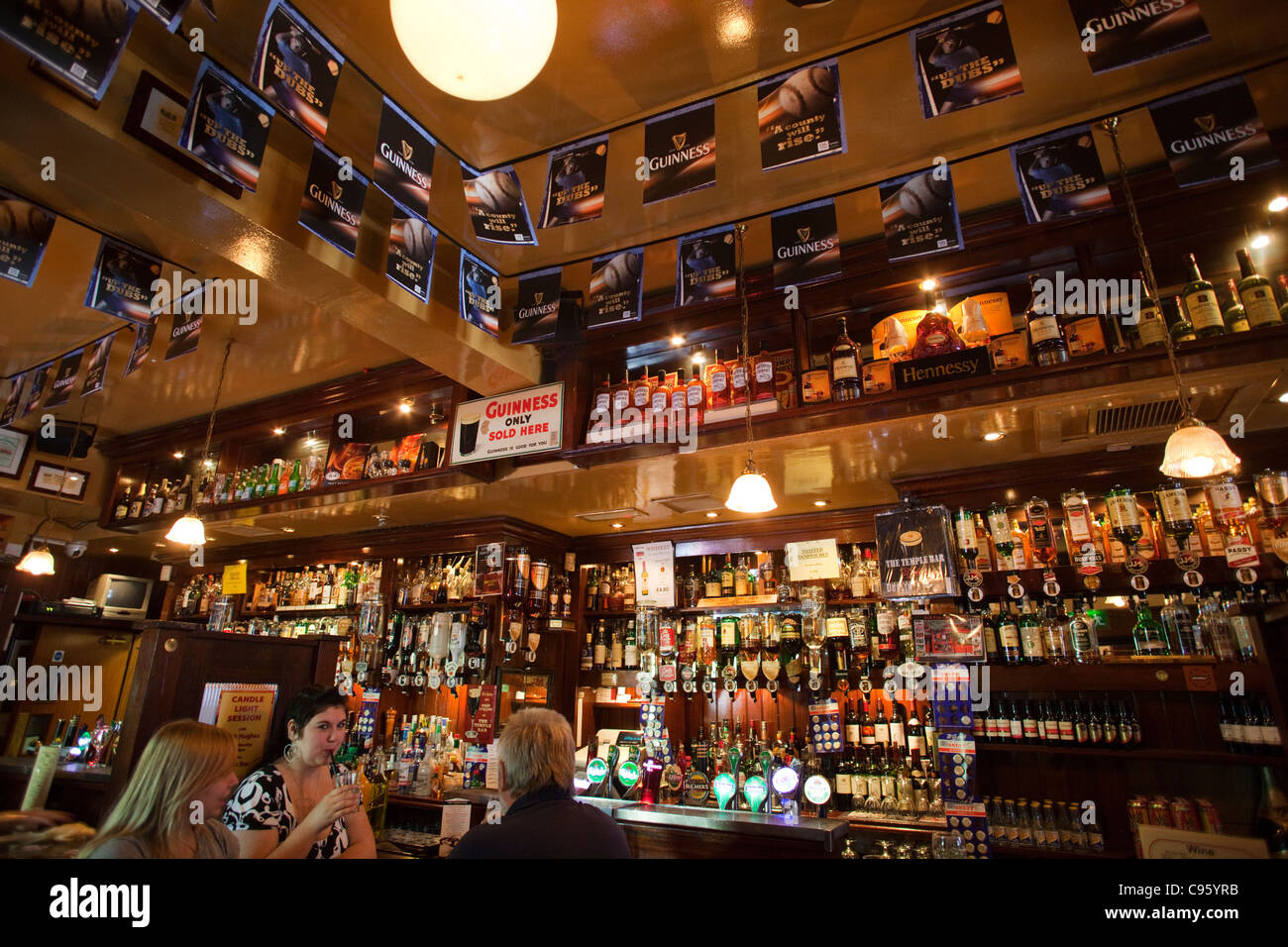 République d'Irlande, Dublin, intérieur de Temple Bar Pub Photo Stock