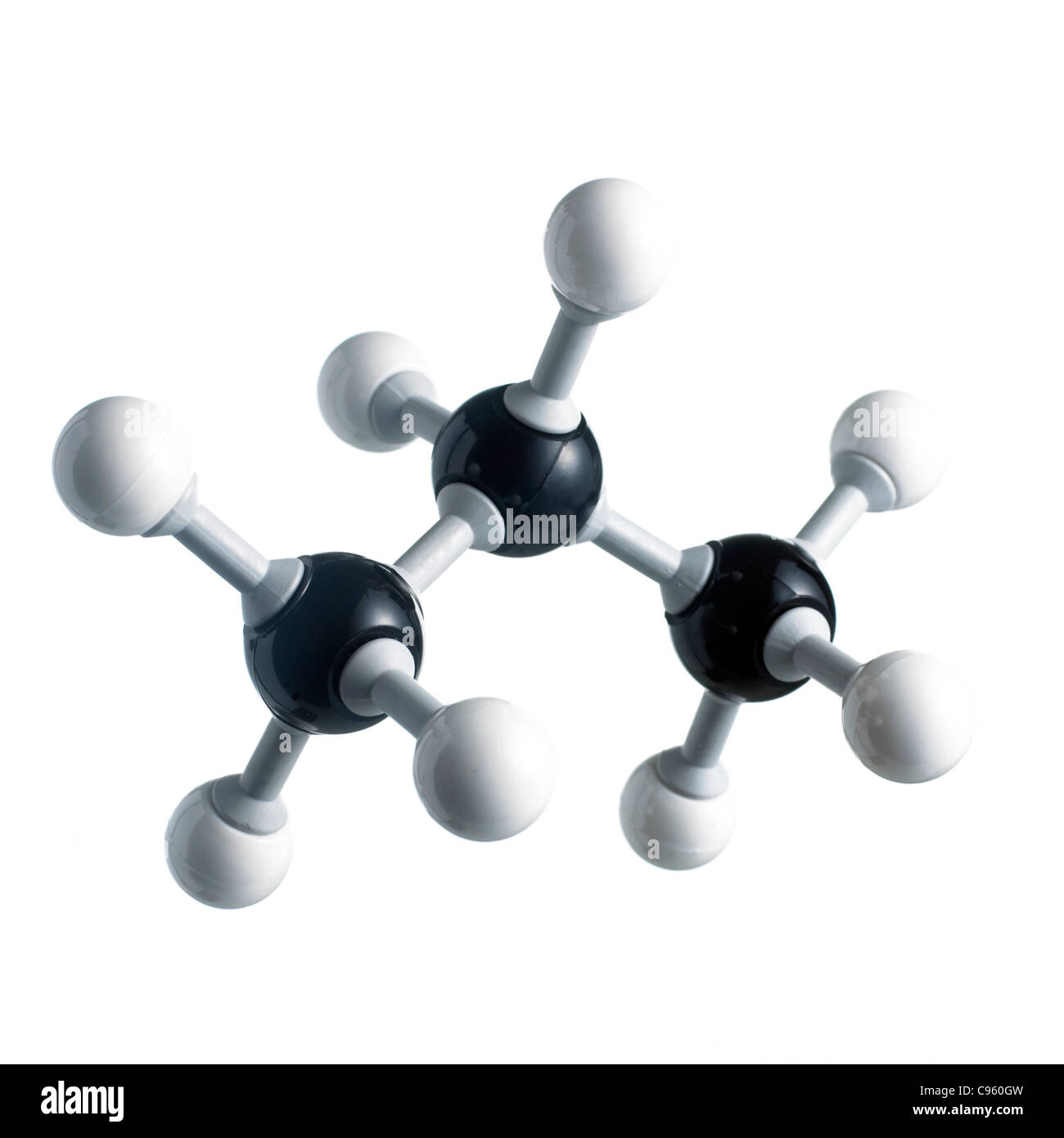 Molécule de propane. Les atomes sont représentés comme des sphères et sont codés par couleur : carbone (noir) et de l'hydrogène (blanc). Banque D'Images