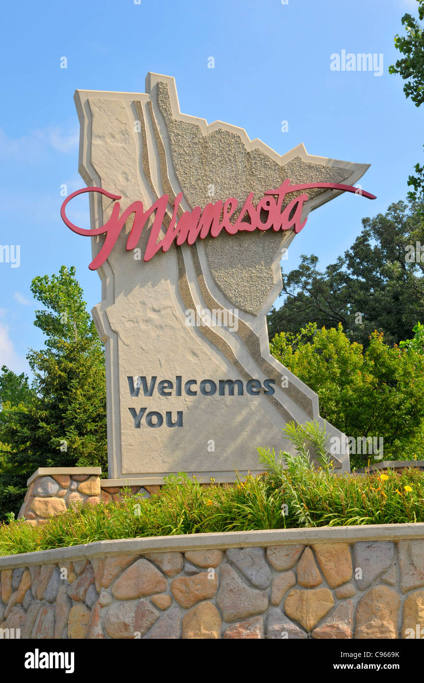 Panneau de bienvenue de l'état du Minnesota sur l'interstate 35, de l'Iowa Banque D'Images
