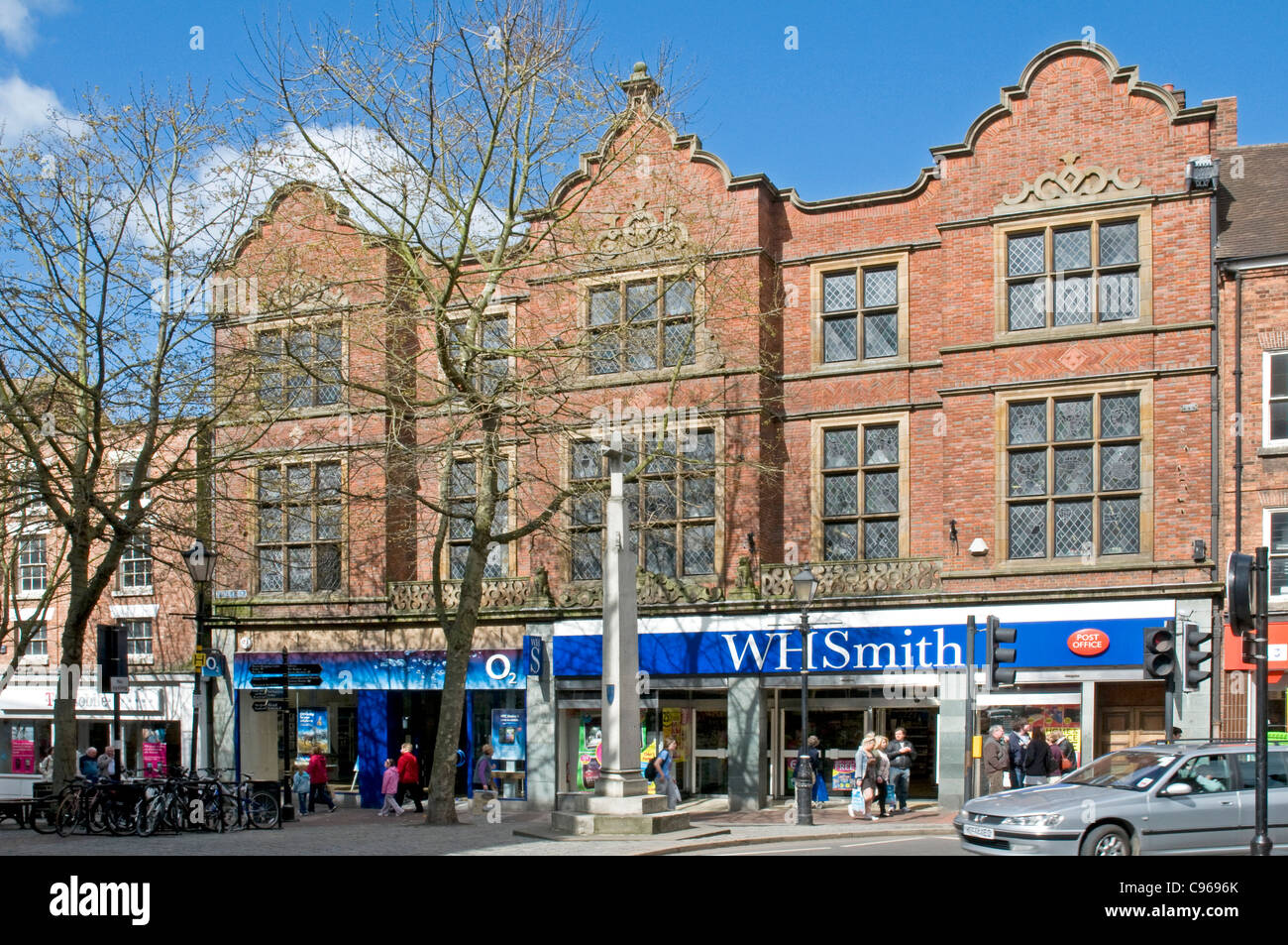 Magasins du centre-ville de Shrewsbury, Shropshire Banque D'Images