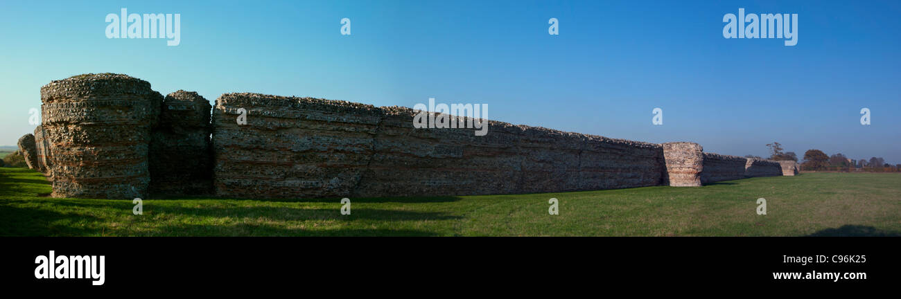 Burgh castle Roman Fort Norfolk Banque D'Images