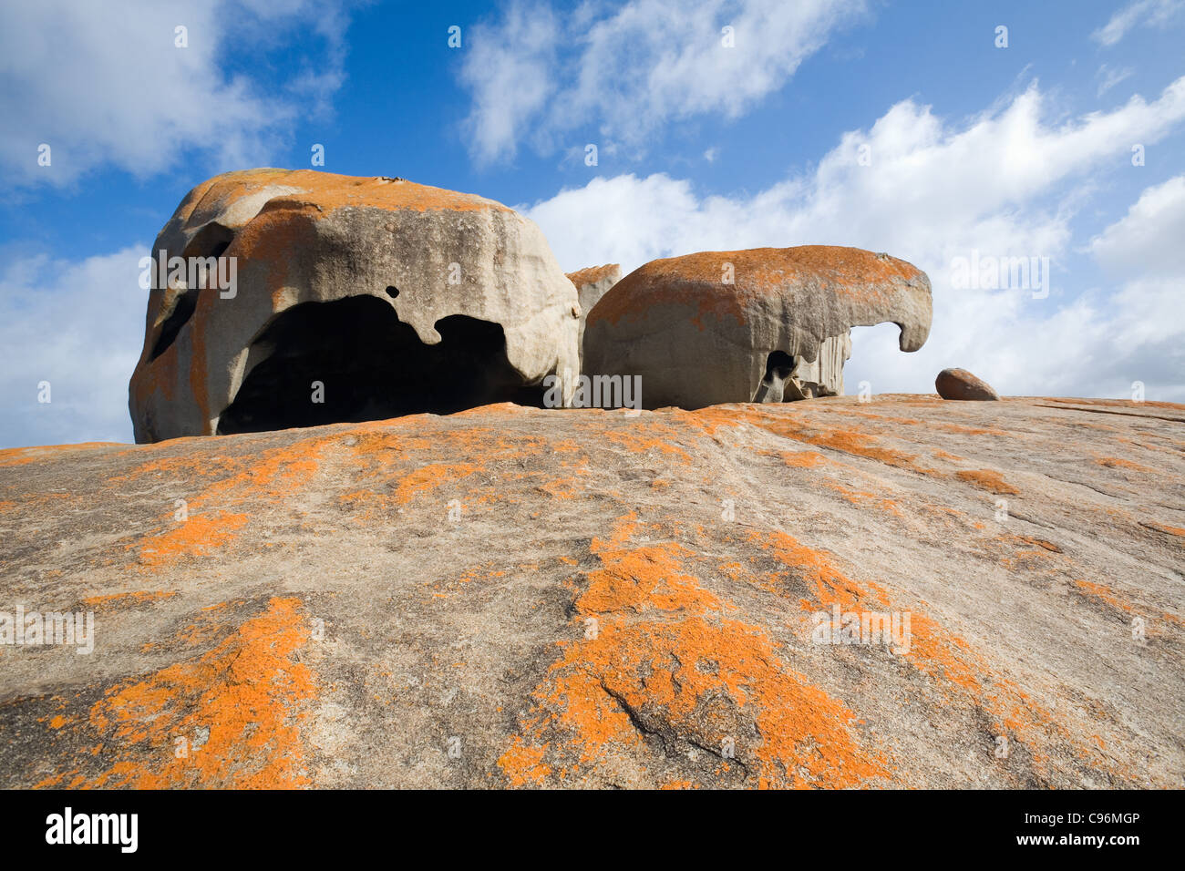 Le vent-érodé Remarkable Rocks sur la côte sud de l'île kangourou en Australie méridionale, Australie Banque D'Images