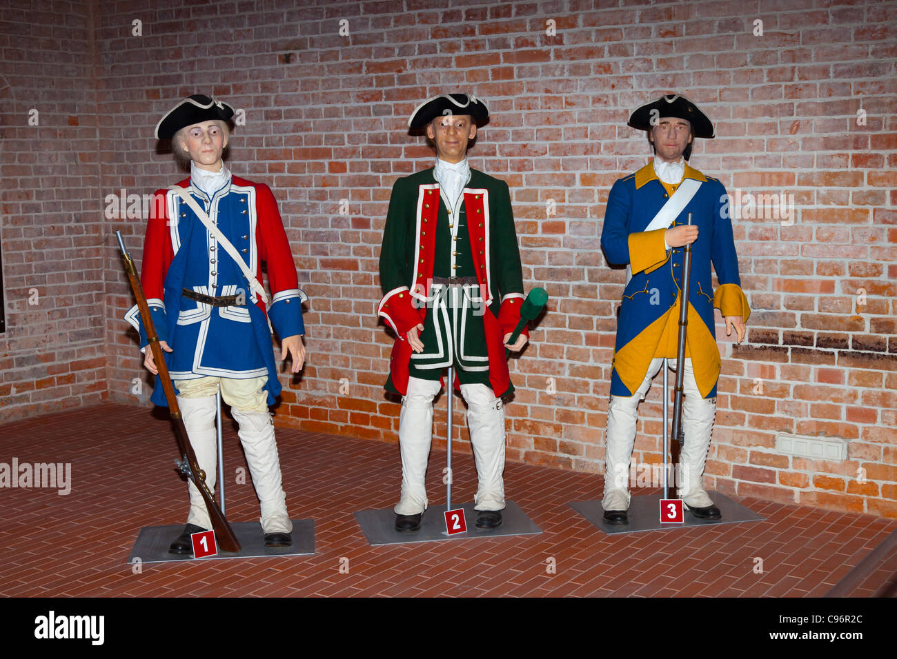 1,2 - Des soldats de l'Armée de la Couronne à partir de la période de la Grande Guerre du Nord (1700-1721). 3 - Un soldat de l'infanterie suédoise à partir de cette période. Banque D'Images