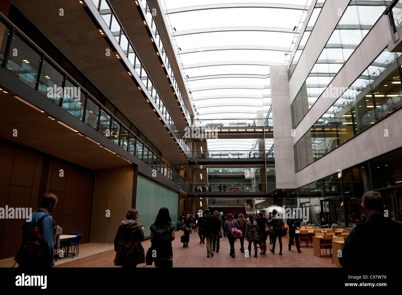 New Central St Martins School of Art, London campus Kings Cross Banque D'Images