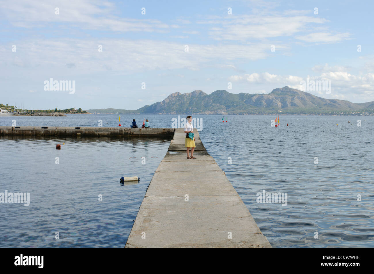 Puerto Pollensa un village de vacances dans le Nord de l'île Méditerranéenne de Majorque / Mallorca Banque D'Images