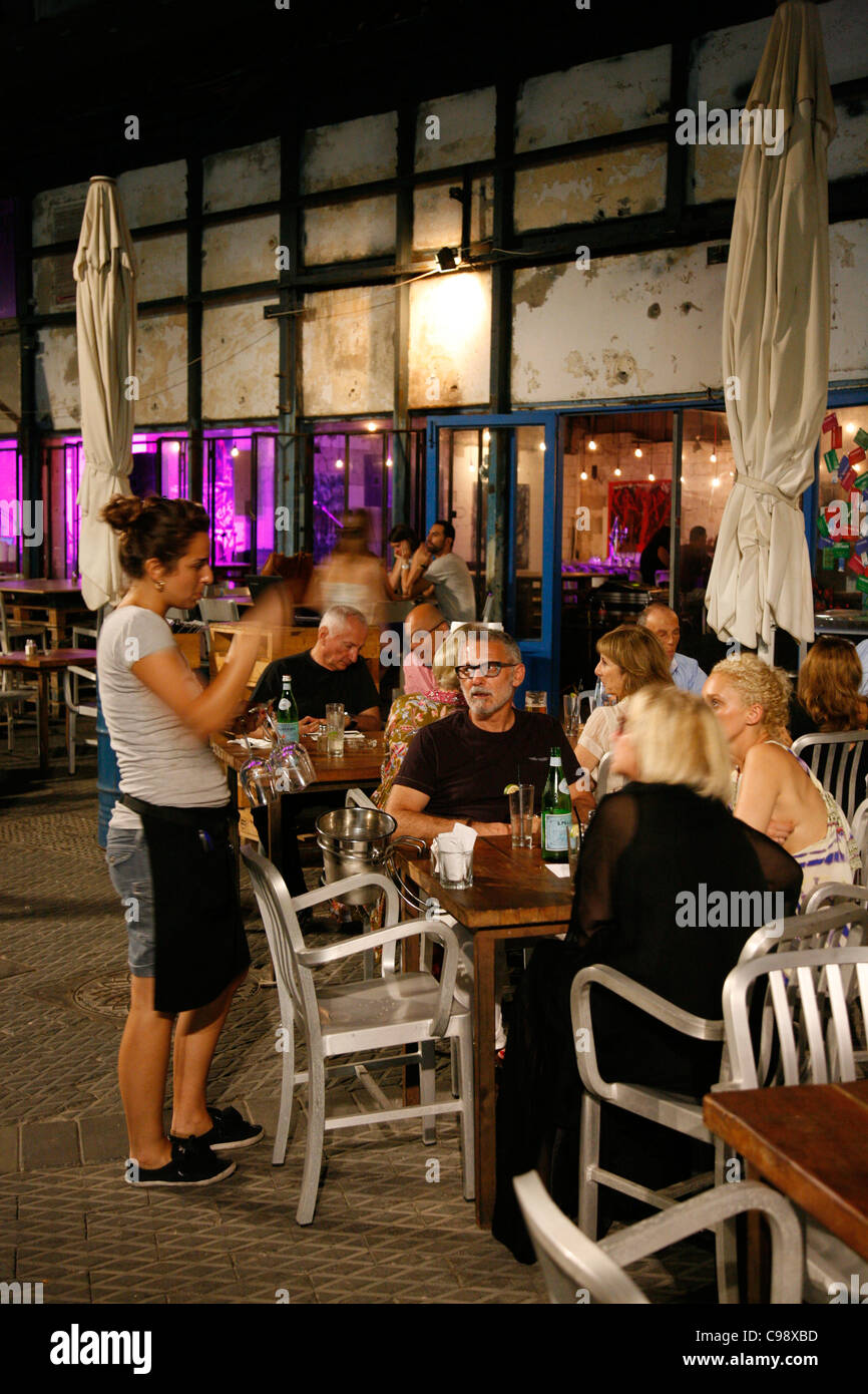 Restaurant le port de conteneurs dans la vieille ville de Jaffa, Tel Aviv, Israël. Banque D'Images