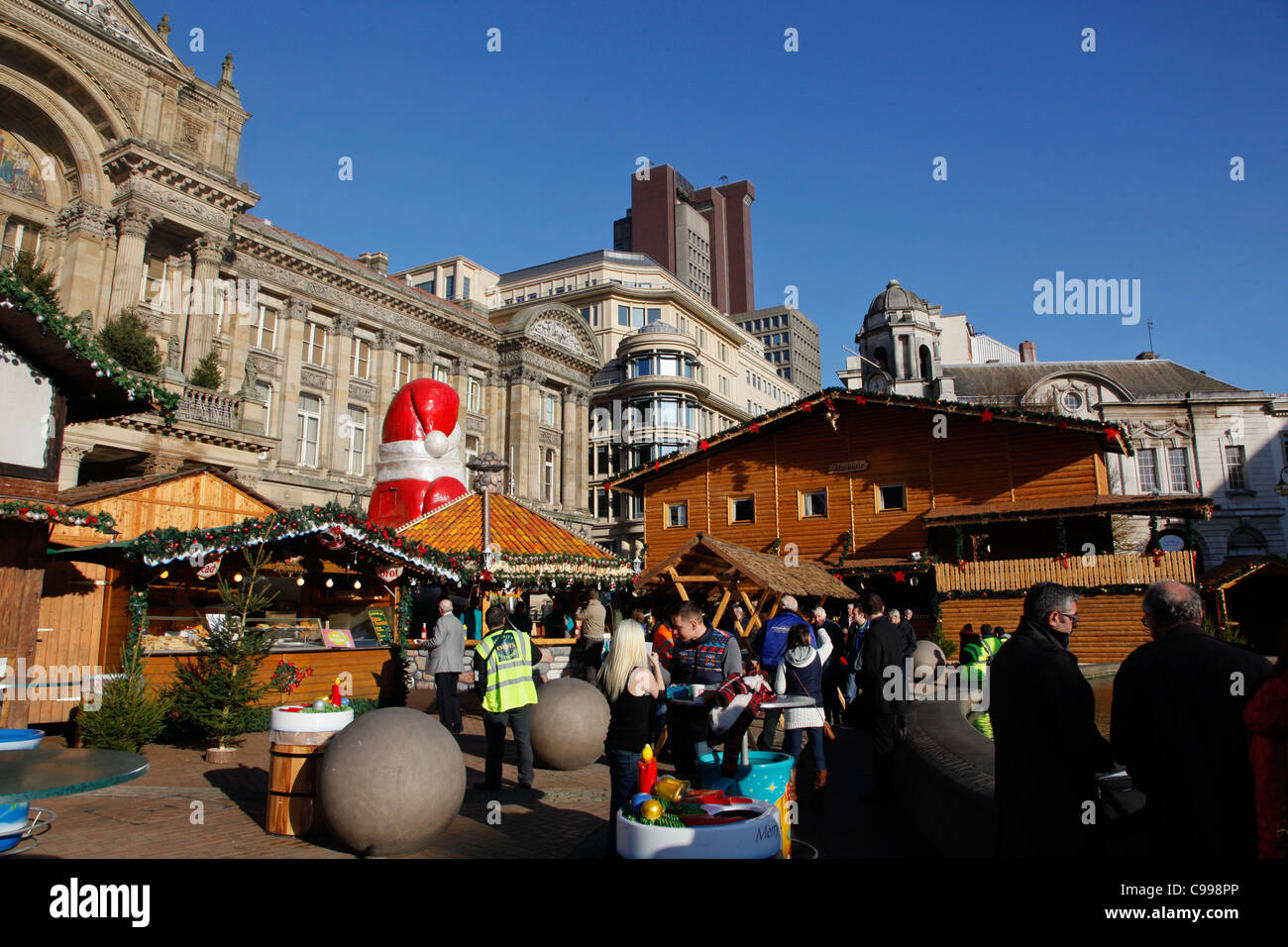 Victoria Square Birmingham avec le marché allemand..prises le jour de l'ouverture 17 novembre 2011. Banque D'Images