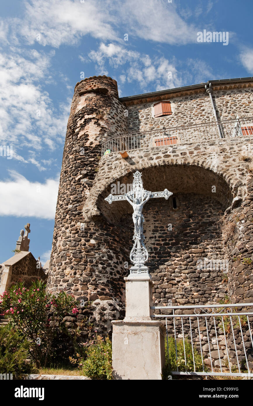 Cross à French Village, Provence, Aubignas, Rhône-Alpes, France. Banque D'Images