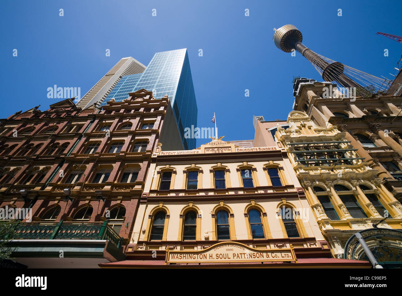 L'architecture moderne et historique sur le Pitt Street Mall. Sydney, New South Wales, Australia Banque D'Images