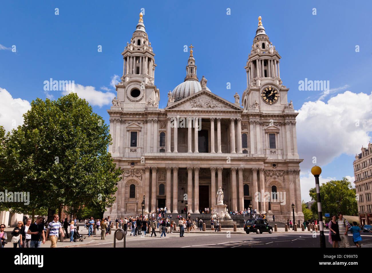 Grande porte de l'Ouest, la Cathédrale St Paul, Ludgate Hill, City of London, Londres, Angleterre, Royaume-Uni Banque D'Images