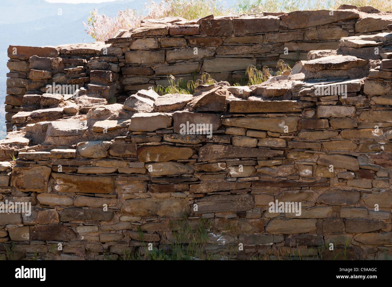 Grande maison Pueblo murs, Zone Archéologique de Chimney Rock, Pagosa Springs, Colorado. Banque D'Images